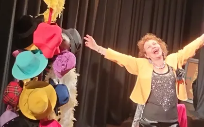 Photo de CATHY MINY - Chanteuse multigénérationnelle & Clown - BEAUVAIS