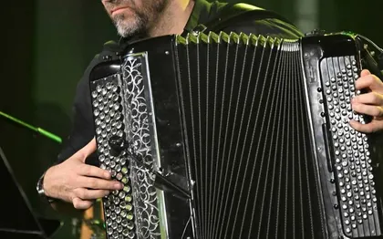 Photo de Maxime Perrin - accordéoniste - compositeur - Seine-Saint-Denis