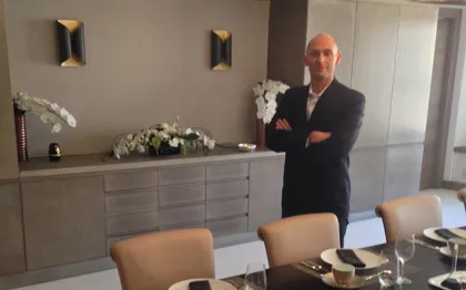 Photo de MAITRE D HOTEL - EXTRA - SERVEUR - PARIS