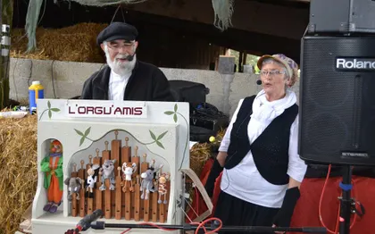 Photo de L'orgu'amis - Chanteuse - Orgue de Barbarie - Lorient - Morbihan