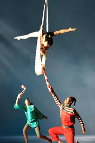 Duo LYODJI, acrobates aériens, numéros et spectacles de cirque et LED