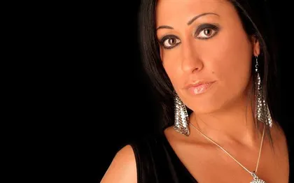 Photo de PAULA SOARES - Chanteuse Portugaise - Voix Lusophone - 