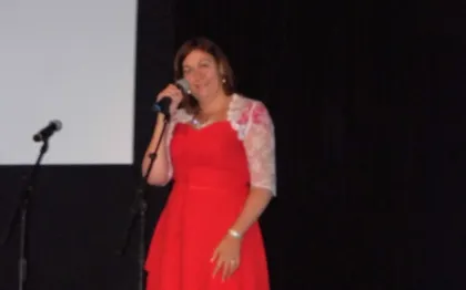 Photo de Emy Chanteuse de variété / MARSEILLE