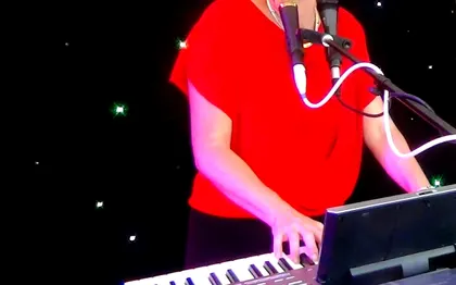 Photo de Musicienne chanteuse DJ / ENTRAIGUES SUR LA SORGUE