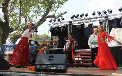 Photo de ORCHESTRE KALINKA MARSEILLE , Folklore russe, Musique tzigane