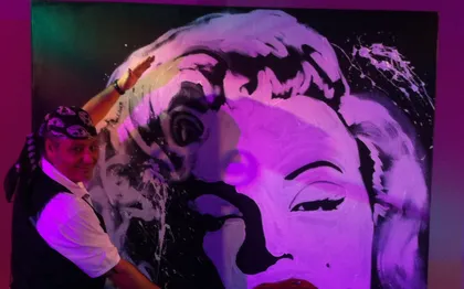 Photo de Les Rigolarts Peintre performer Caricaturiste 