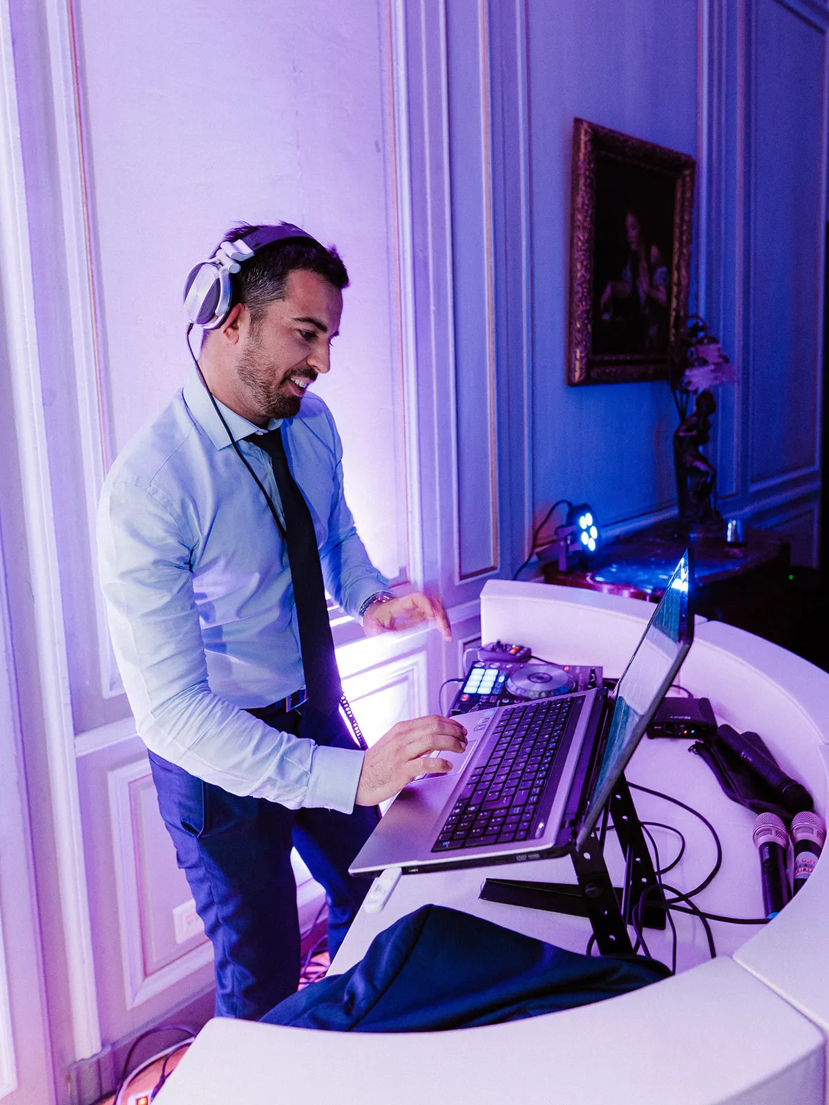 Prestation dj professionnel pour soirée d'entreprise à paris.