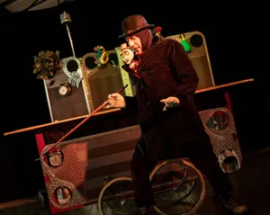 P'Tit Hom (conte écolo presque logique) - A partir de 3 ans - Marionnettes et théâtre d'objets