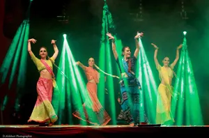 Lolipop Spectacle Show Bollywood Inde Indou Pays performance strass Mundra