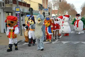Lolipop danseuses mascotte peluche carnaval parade déambulation corso