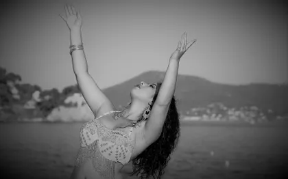 Photo de Bougeons Ensemble - Danseuse Orientale et Hip-Hop / VAR