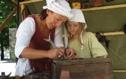 Photo de Cie Les Enluminees - Animation Medievale Theme des Artisanats Anciens