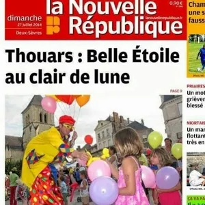 Animation de rue avec lâchés de ballons pour la ville de Thouars.