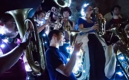 Photo de LES ZÔTRES - FANFARE INDIRIGEABLE / Hauts-de-Seine