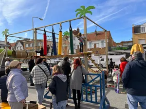 Nous apportons la forêt en ville avec nos parcours d'accrobranche disponibles en location à partir de 3 ans 