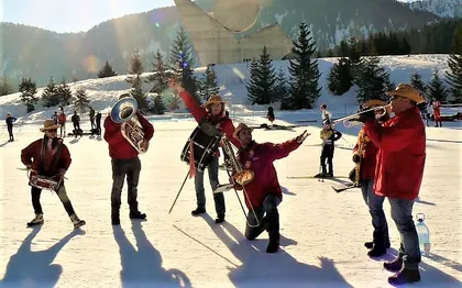 Photo de TONGOLEROS - Fanfare de Rue - Annecy