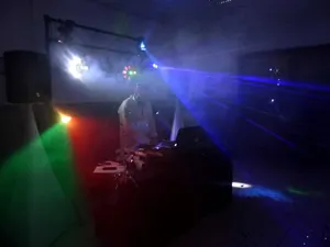 DJ ANIMATEUR DE VALENTON / VAL DE MARNE
