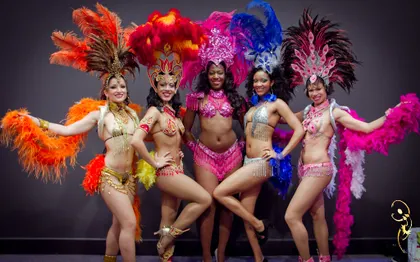 Photo de Danseuses d'Or - Danseuses brésiliennes - Capoeira
