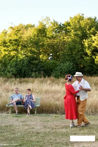 Paribal, danses de bal musette, ambiances guinguette / Paris IDF